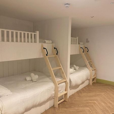 Walsh'S Hotel And Apartments Maghera  المظهر الخارجي الصورة