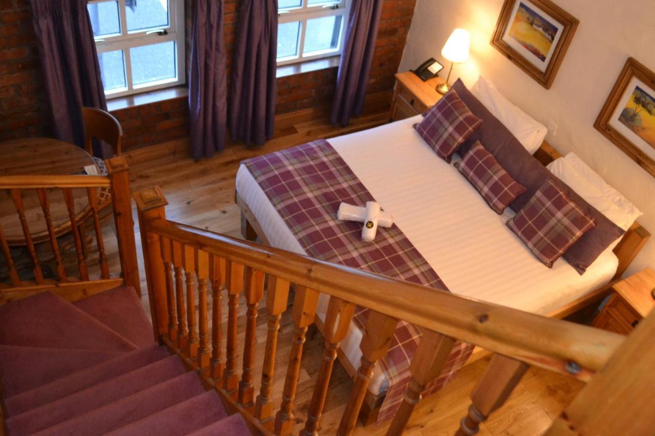 Walsh'S Hotel And Apartments Maghera  المظهر الخارجي الصورة