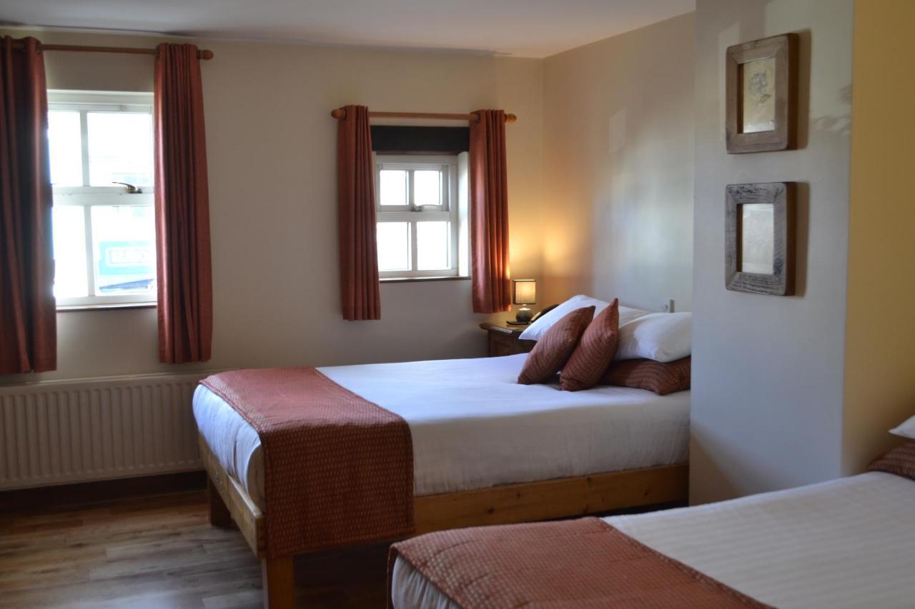 Walsh'S Hotel And Apartments Maghera  المظهر الخارجي الصورة