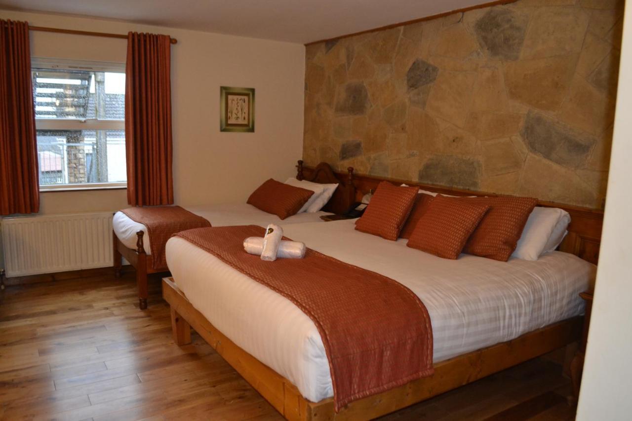 Walsh'S Hotel And Apartments Maghera  المظهر الخارجي الصورة