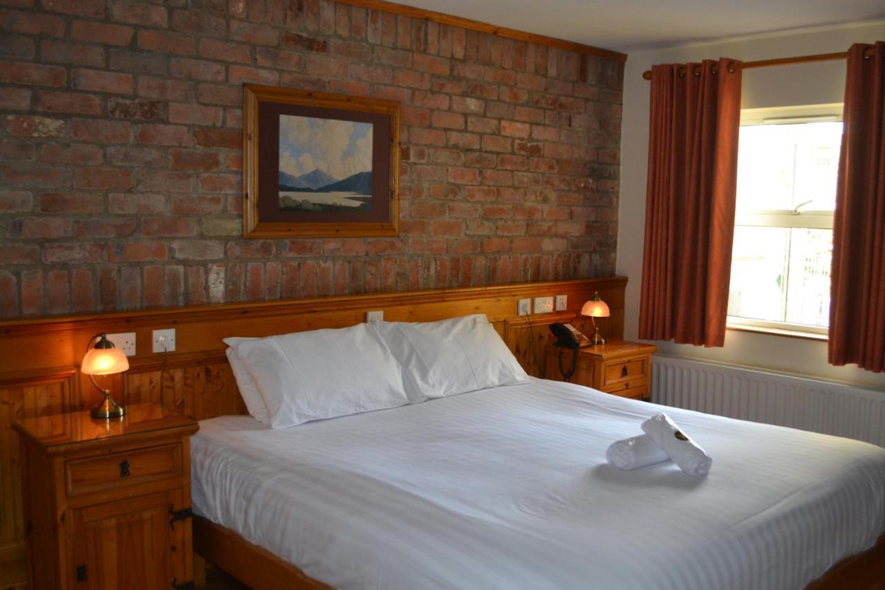 Walsh'S Hotel And Apartments Maghera  المظهر الخارجي الصورة