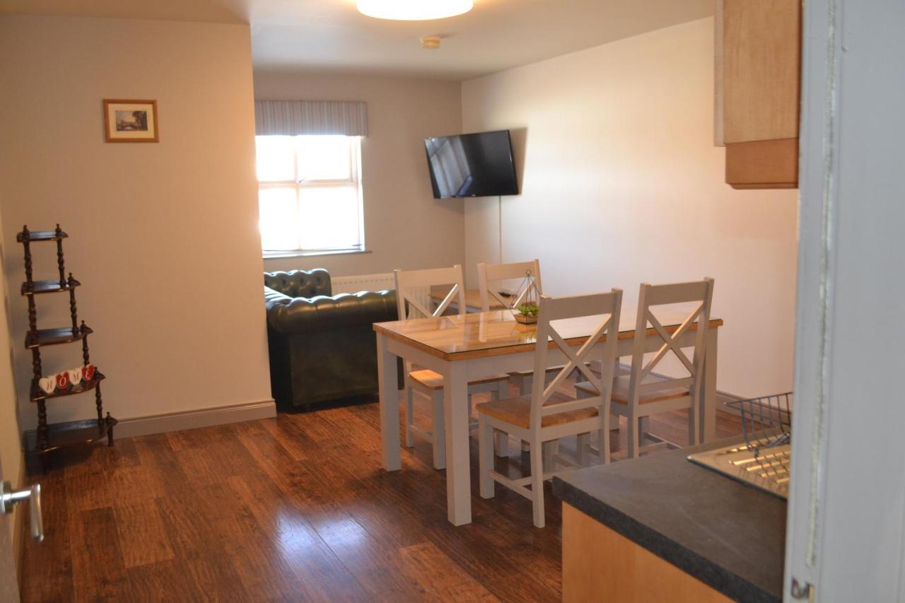 Walsh'S Hotel And Apartments Maghera  المظهر الخارجي الصورة