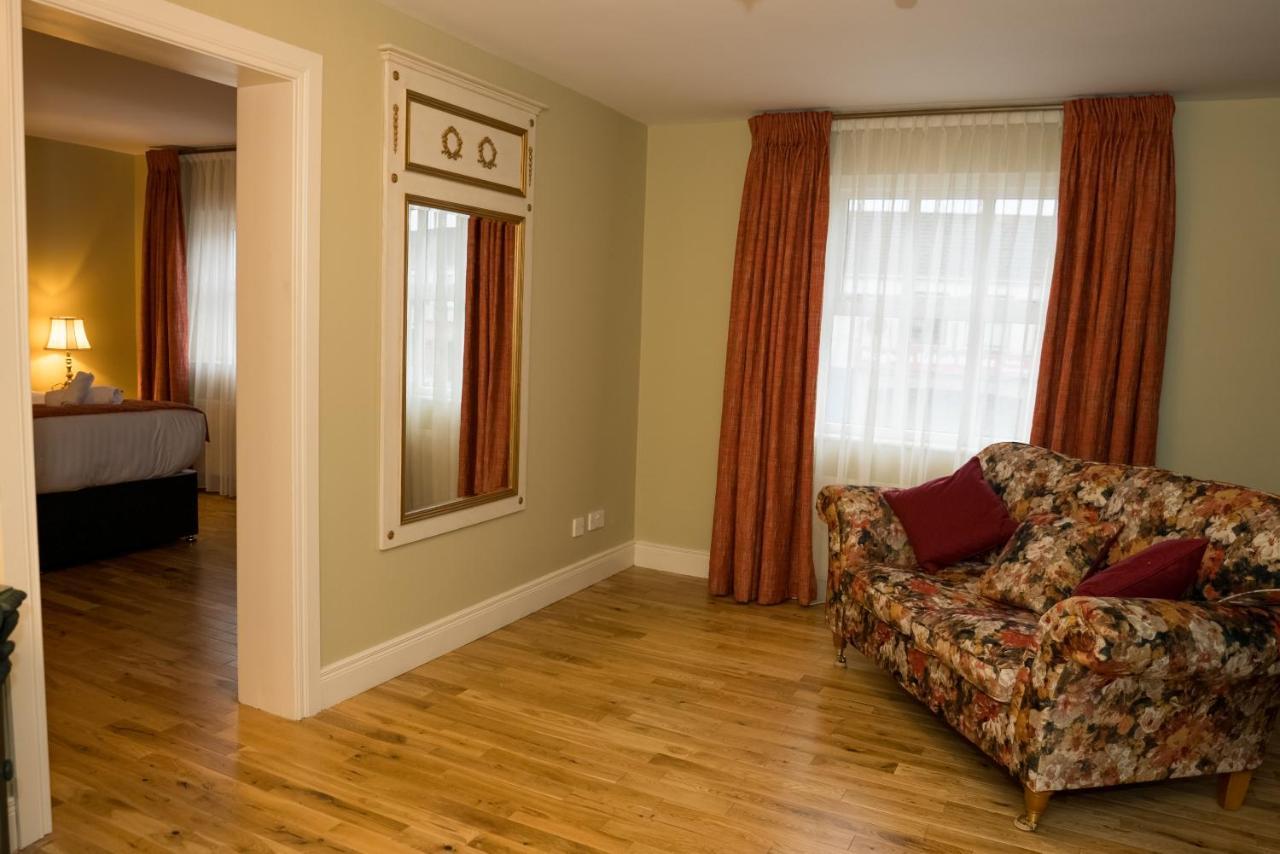 Walsh'S Hotel And Apartments Maghera  المظهر الخارجي الصورة