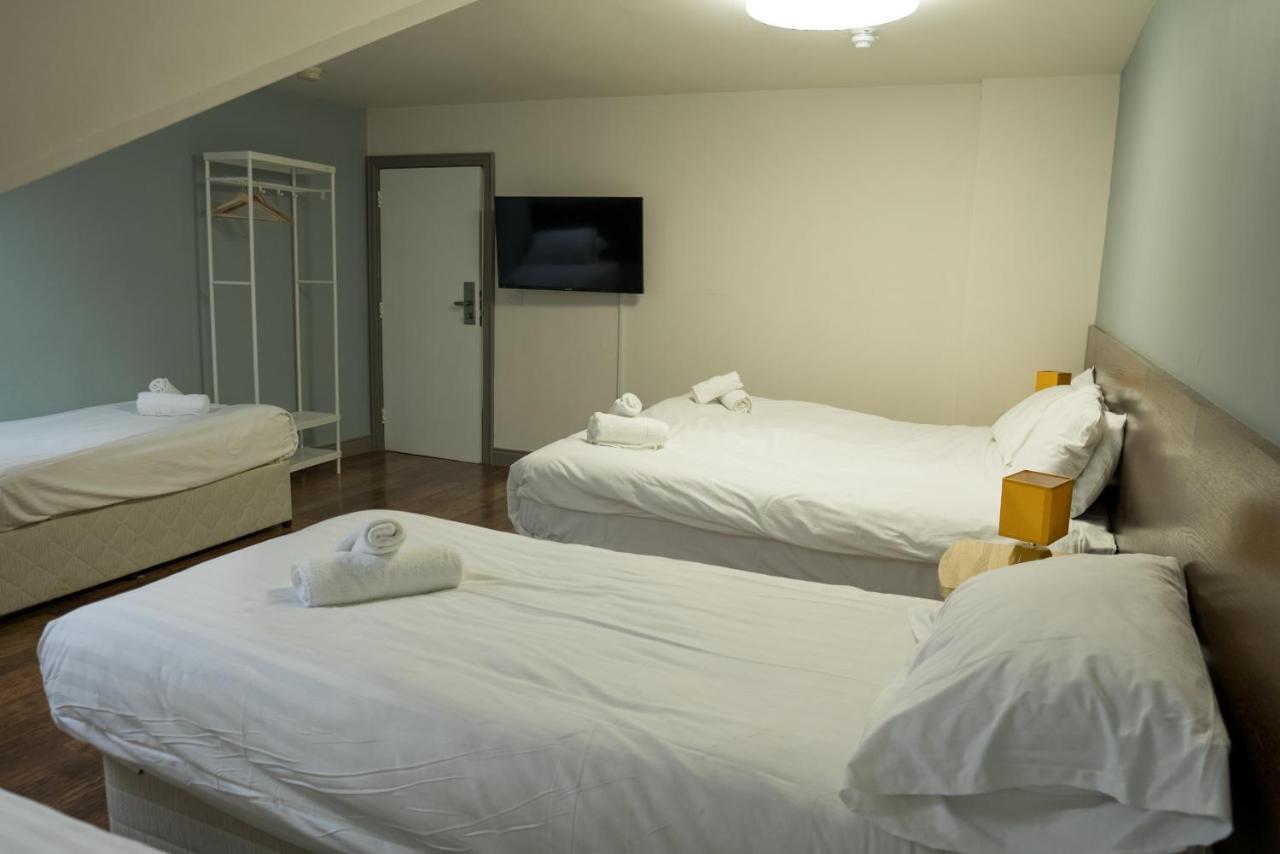 Walsh'S Hotel And Apartments Maghera  المظهر الخارجي الصورة